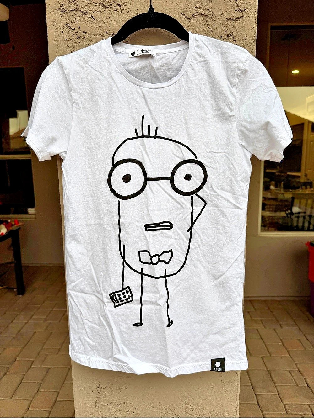 Qypster Graphic Tee in White Size XS Like New